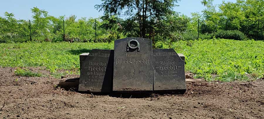 Arbeitseinsatz auf dem Friedhof Klein Ottersleben ottersleben